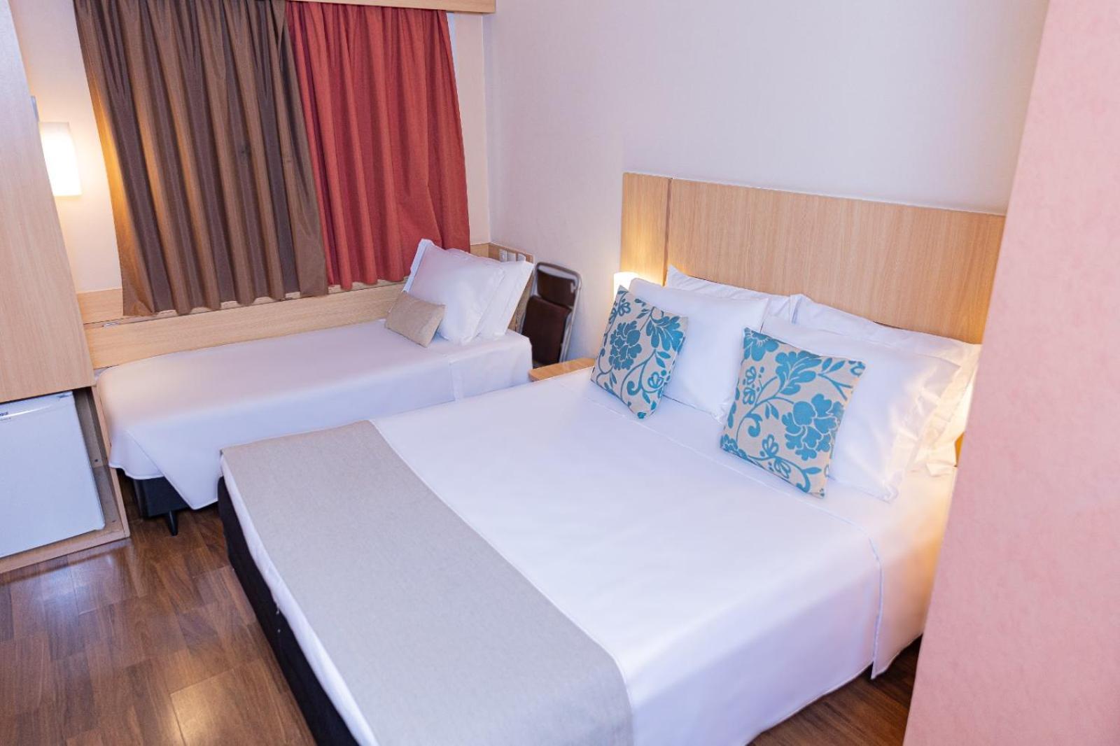 Hotel Lieto Poços de Caldas Exteriör bild