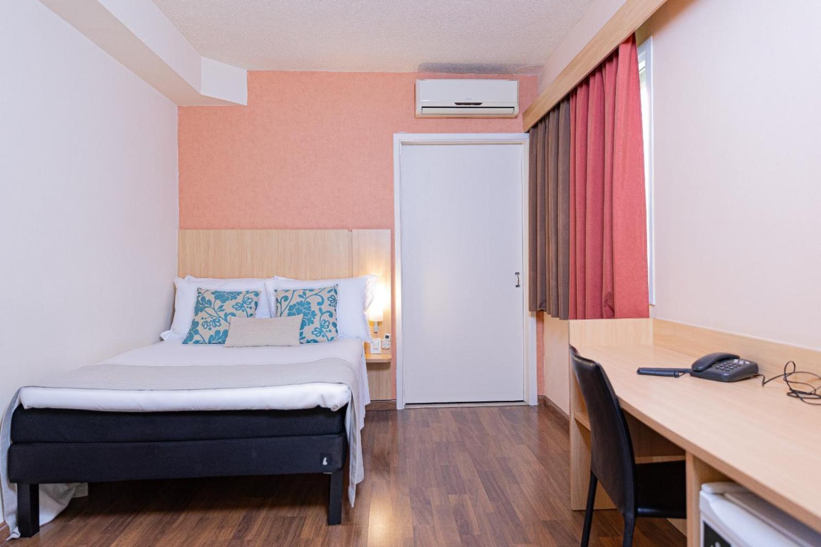 Hotel Lieto Poços de Caldas Exteriör bild